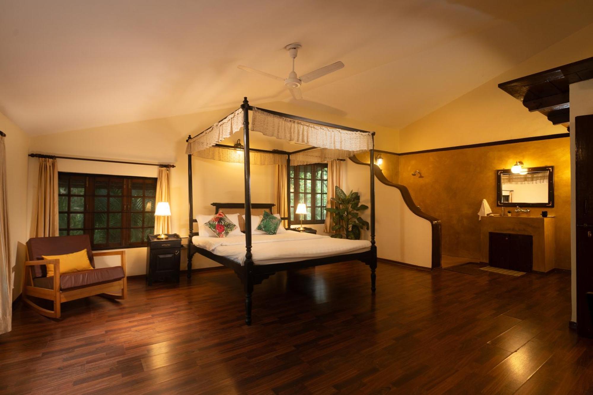 The Island Pool Villa Panaji Exterior photo